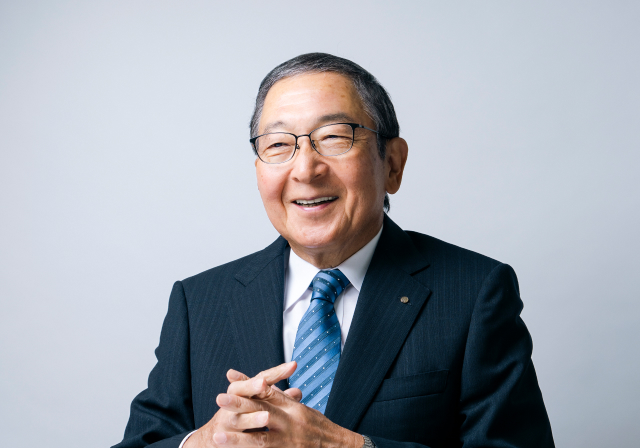 代表取締役社長 石井 映雄